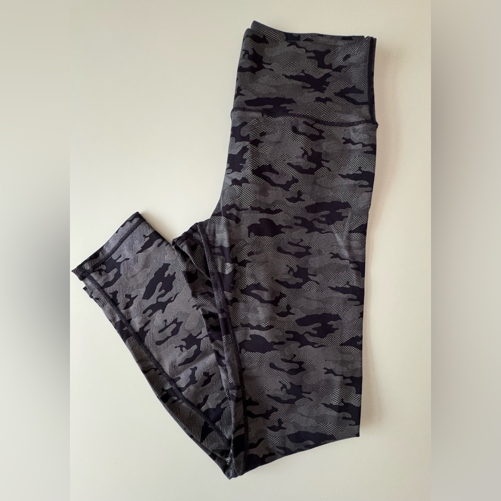 Navy Blue Electric Slide Camouflage Leggings